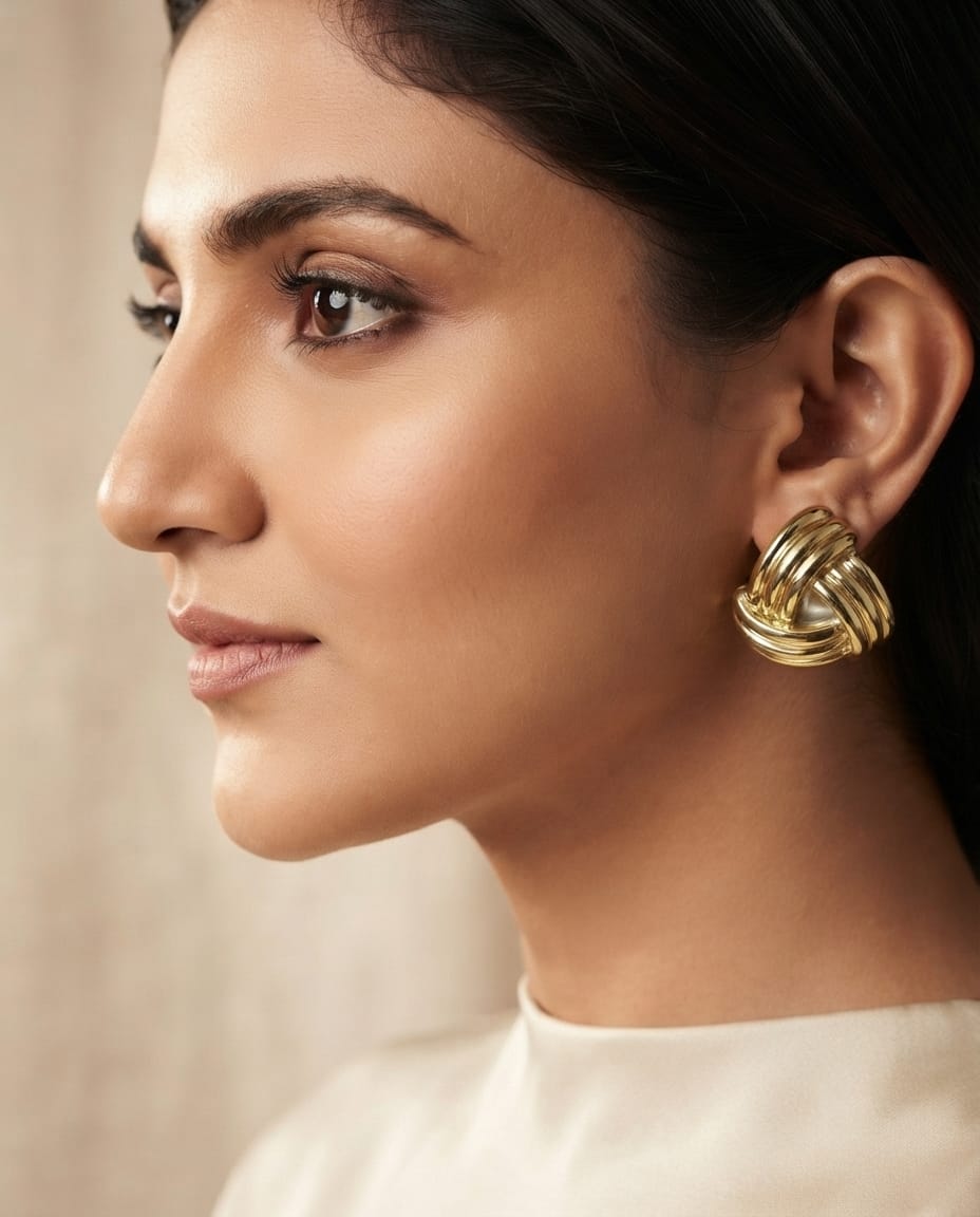Aurelia Twist Earring view 2